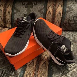 Women’s Nike City Trainer 2